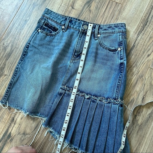 HABITUAL Corrinna Asymmetrical Denim Skirt - Picture 10 of 15